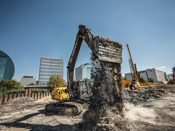 A transformation on the fly: Excavation pits on a former military site