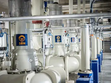 Für den Bau des Emscher Abwasserkanals plante und errichtete Schachtbau die Ausrüstung aller drei Pumpwerke, zuletzt für das in Oberhausen.