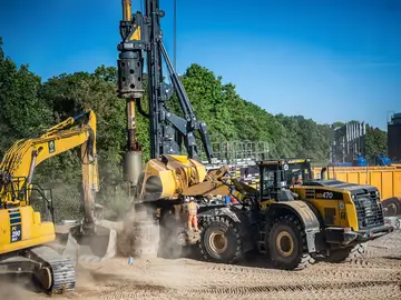 Bauer Resources rehabilitated an area near Duisburg: Using replacement boring, the contaminated soil was replaced with unpolluted material. 